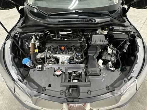 Used 2022 Honda HR-V LX image 18