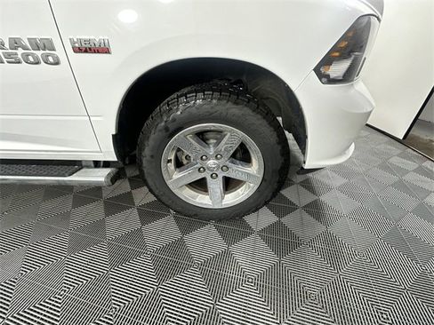 Used 2015 RAM 1500 Express image 4