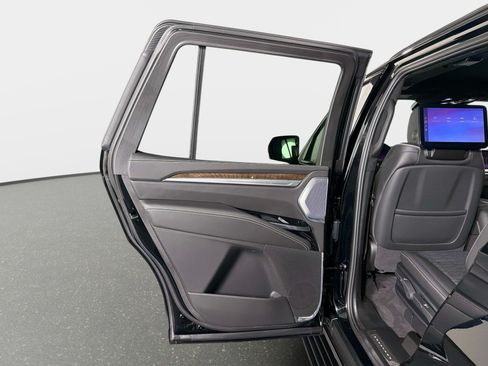 Used 2026 Cadillac Escalade Platinum Sport w/ LPO, ONYX Package AWD/4WD image 26