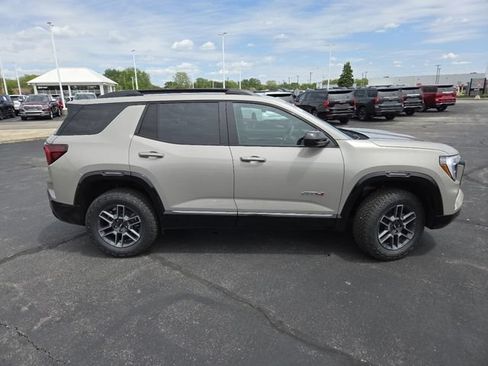 New 2026 GMC Terrain AT4 w/ Technology Package II AWD/4WD image 23