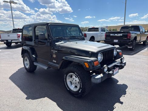 Used 2001 Jeep Wrangler Sahara AWD/4WD image 3