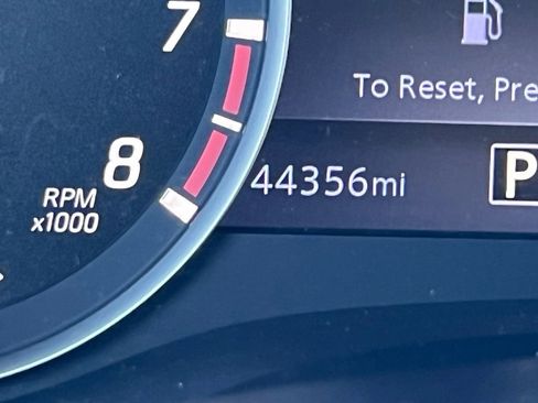 Used 2023 Nissan Frontier SV image 25