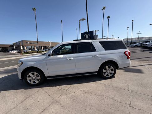 Used 2020 Ford Expedition Max XLT w/ Equipment Group 202A RWD image 2