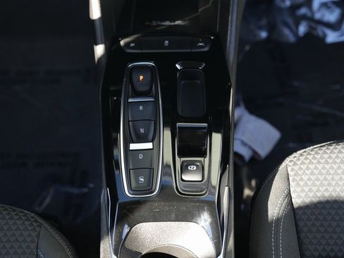 Used 2022 Chevrolet Bolt EUV LT image 39