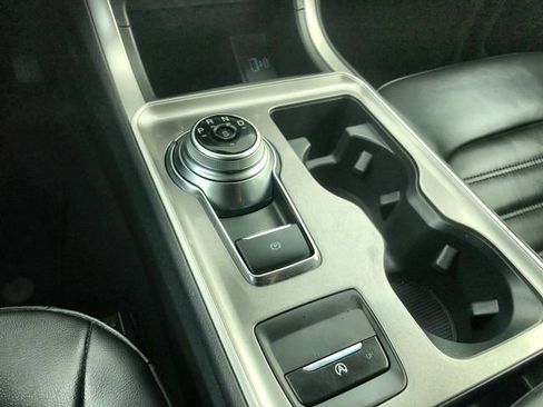 Used 2024 Ford Edge SEL w/ Convenience Package image 19