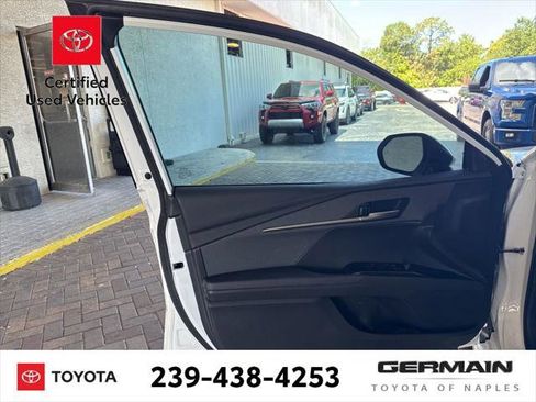 Certified 2025 Toyota Camry SE FWD image 17