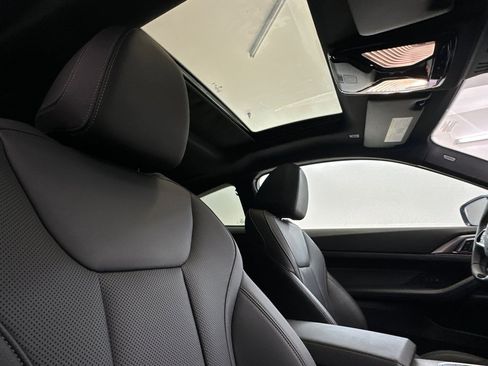 Certified 2025 BMW 430i Coupe w/ Premium Package image 25