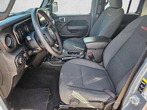 Used 2024 Jeep Wrangler Unlimited Rubicon AWD/4WD image 12