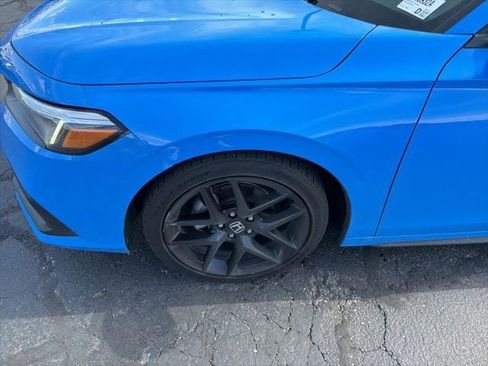 Used 2023 Honda Civic Sport image 18