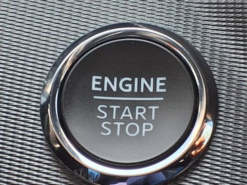Used 2025 Ford Explorer ST RWD image 16