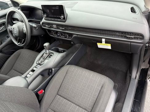 Used 2024 Honda HR-V LX image 16