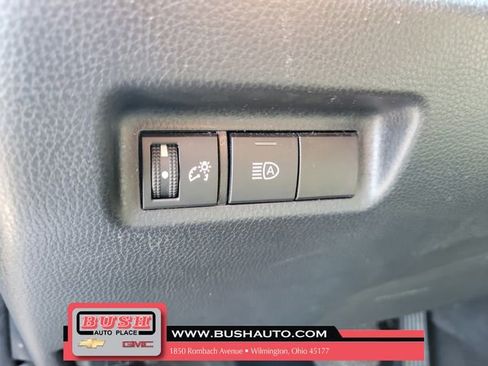Used 2024 Toyota RAV4 XLE AWD/4WD image 22