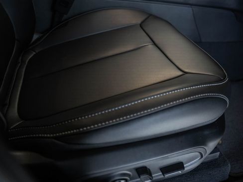 New 2025 Jeep Grand Cherokee Limited image 35