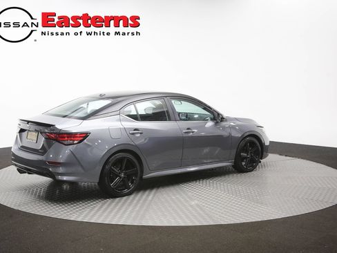 Used 2023 Nissan Sentra SR w/ Midnight Edition Package FWD image 39