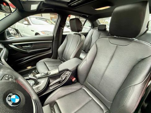 Used 2018 BMW 330i xDrive Sedan w/ Convenience Package image 14