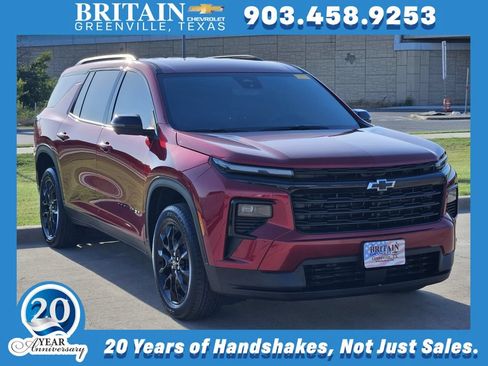 Certified 2026 Chevrolet Traverse LT w/ Midnight/Sport Edition FWD image 1