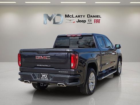 Used 2025 GMC Sierra 1500 Denali w/ Technology Package AWD/4WD image 5