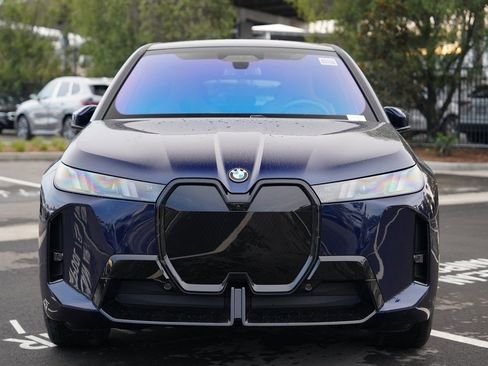 New 2026 BMW iX xDrive45 image 4