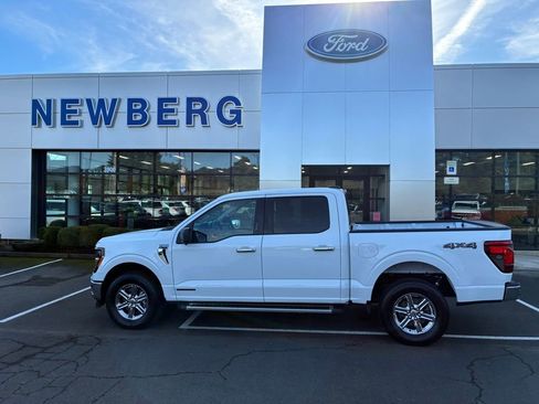 Used 2024 Ford F150 XLT w/ Mobile Office Package image 4