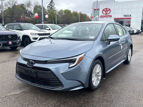 New 2026 Toyota Corolla LE AWD/4WD image 3