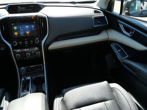 Used 2022 Subaru Ascent Limited AWD/4WD image 11
