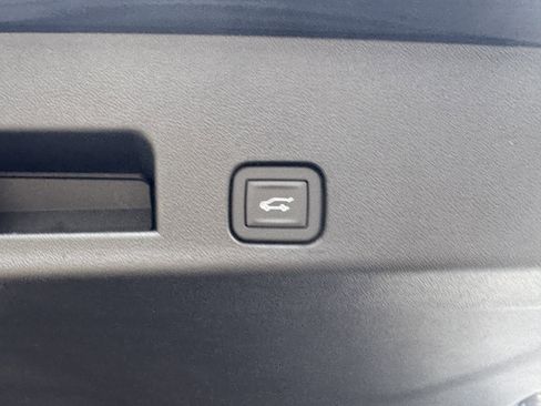 New 2026 Chevrolet Traverse LT w/ Driver Confidence Package image 6