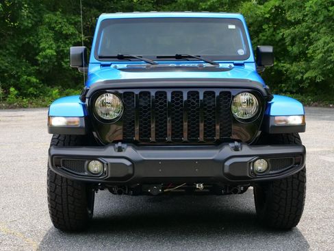 Used 2021 Jeep Gladiator Sport AWD/4WD image 5