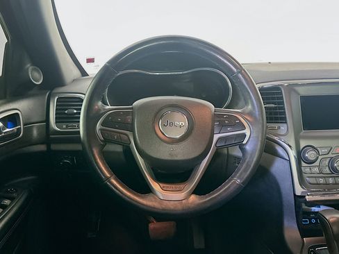 Used 2018 Jeep Grand Cherokee Laredo image 17