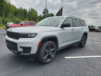 Used 2025 Jeep Grand Cherokee L Laredo