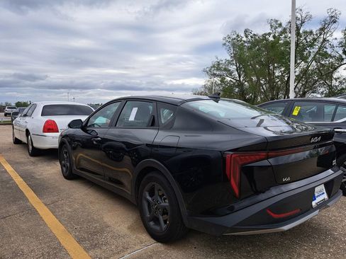 Used 2025 Kia K4 LXS image 5