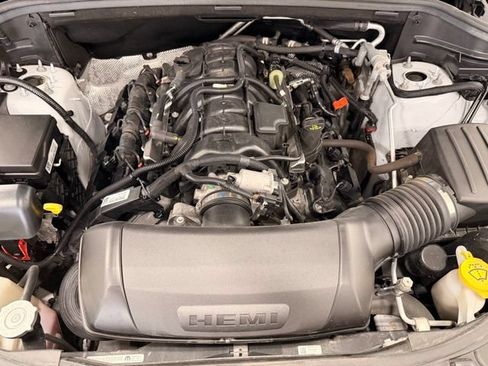 Used 2025 Dodge Durango R/T AWD/4WD image 46