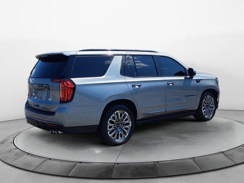 Used 2024 GMC Yukon Denali Ultimate AWD/4WD image 6