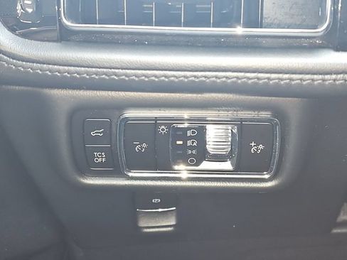 Used 2023 Lincoln Nautilus AWD w/ Premium Package image 21