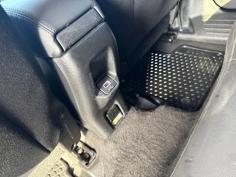 Used 2020 Jeep Renegade Altitude AWD/4WD image 28