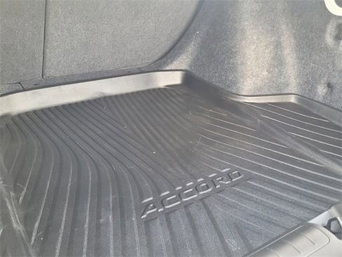 Used 2021 Honda Accord Touring image 16