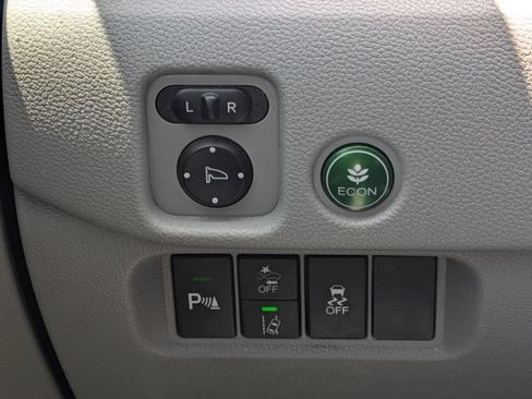 Used 2020 Honda Pilot Touring image 30