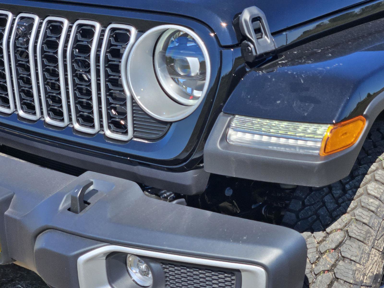 New 2027 Jeep Wrangler Unlimited Sahara AWD/4WD image 6