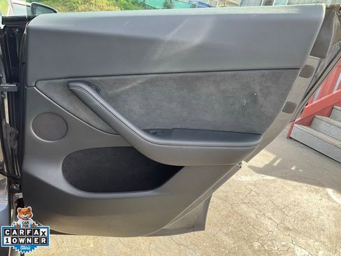 Used 2023 Tesla Model Y Long Range image 70