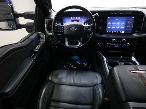Used 2023 Ford F450 Platinum w/ FX4 Off-Road Package AWD/4WD image 85