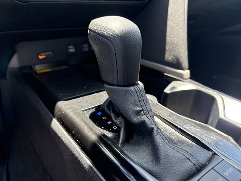 Certified 2025 Toyota Camry LE FWD image 13