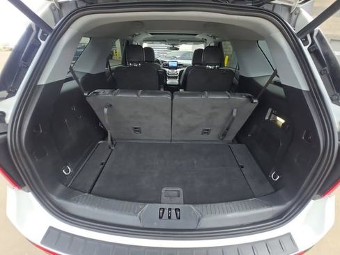Certified 2023 Ford Explorer XLT AWD/4WD image 18
