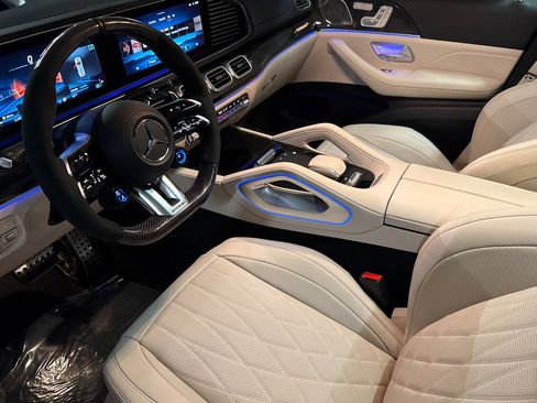 New 2026 Mercedes-Benz GLS 63 AMG 4MATIC image 4