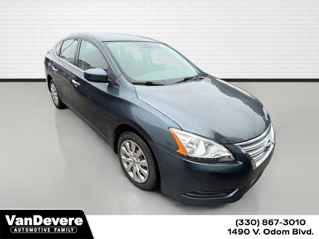 Used 2014 Nissan Sentra SV FWD image 1