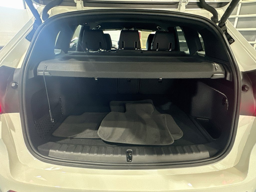 Used 2024 BMW X1 xDrive28i AWD/4WD image 25