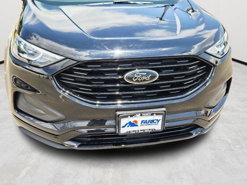 Used 2023 Ford Edge SE w/ Black Appearance Package AWD/4WD image 9