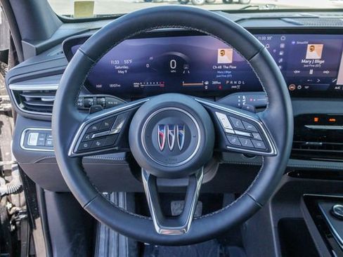 Used 2025 Buick Enclave Preferred AWD/4WD image 18