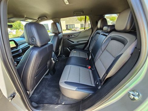 Used 2025 Chevrolet Equinox LT w/ Convenience Package II image 20