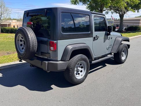 Used 2015 Jeep Wrangler Sport image 25
