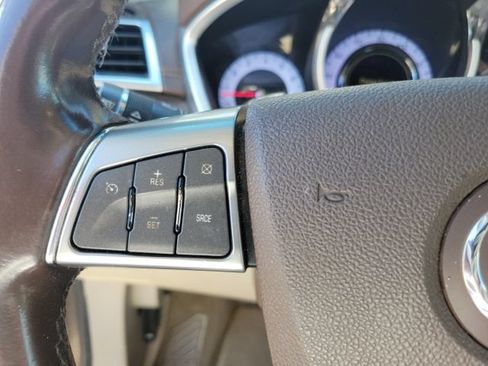 Used 2011 Cadillac SRX Luxury AWD/4WD image 17