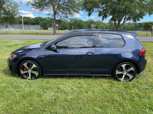 Used 2016 Volkswagen GTI SE FWD image 39
